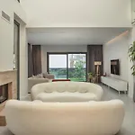 Enclave Luxury,pool And Nature At * 马尔马里斯
