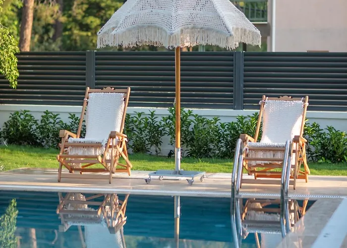 Enclave Luxury,pool And Nature At *